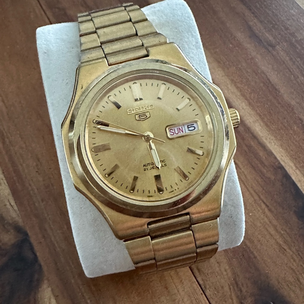 Seiko Men's SNKK52 Gold Day Date Men Watch